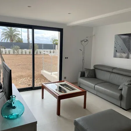Bluebay2 T2 Face A La Apartment