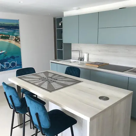 Apartment Bluebay2 T2 Face A La